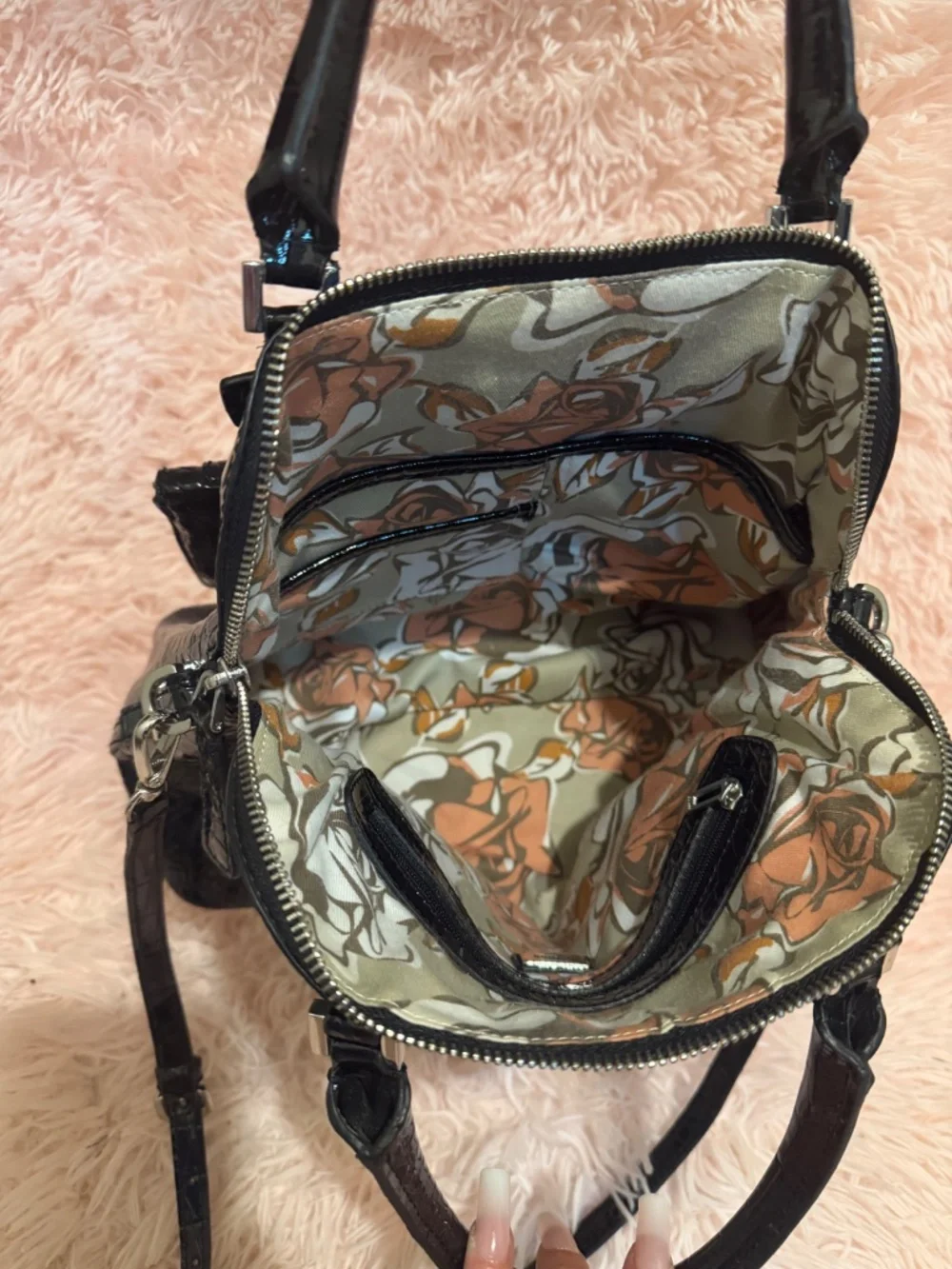 Guess purse
